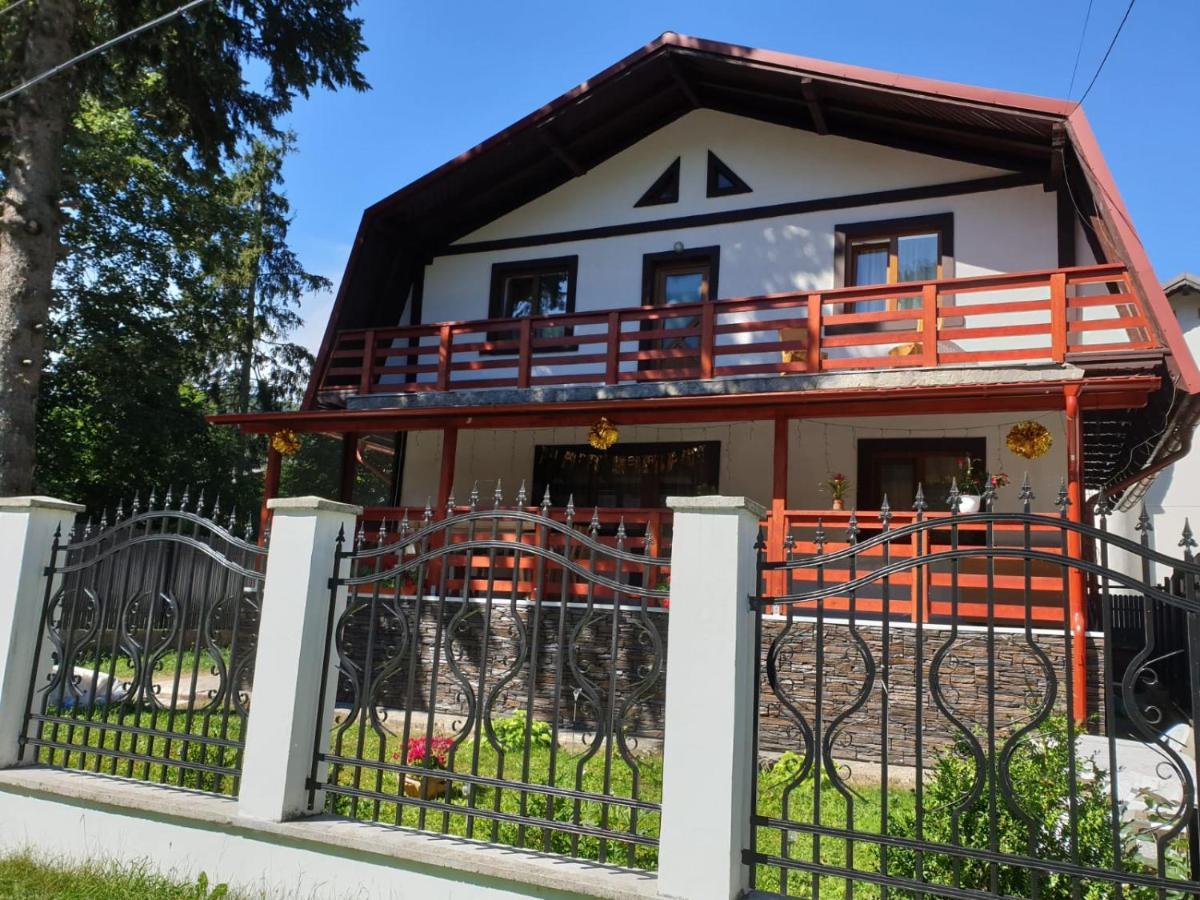 Casa Alexa Villa Sinaia Bagian luar foto